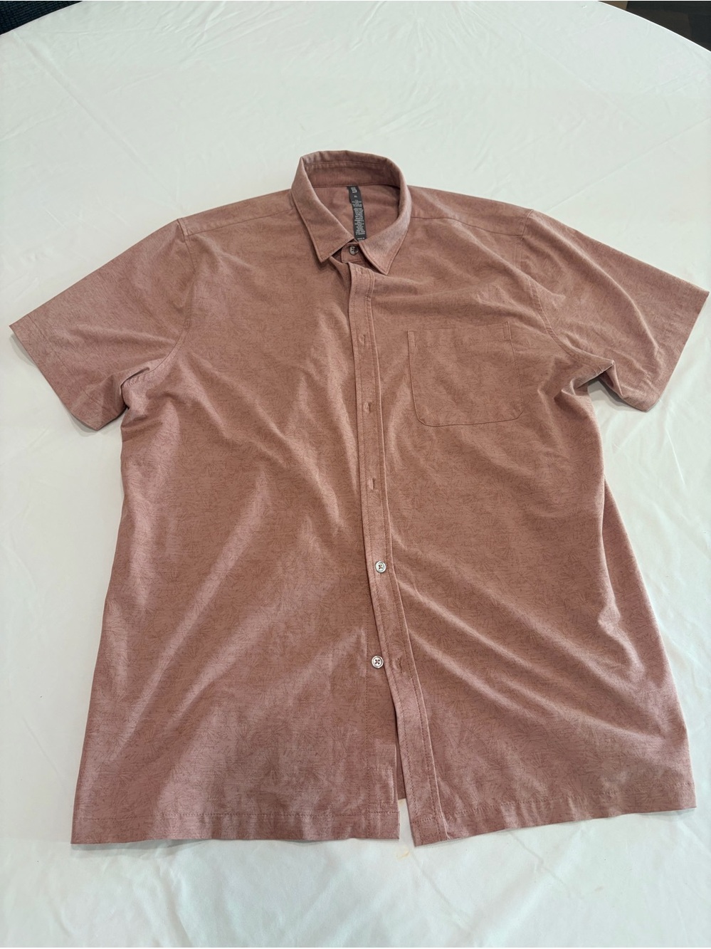 VUORI Bridge Short Sleeve Button Down Performance Shirt XL Pink Mauve Heather